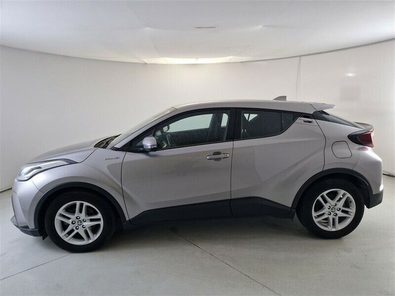 TOYOTA C-HR 1.8H 98CV E-CVT Business