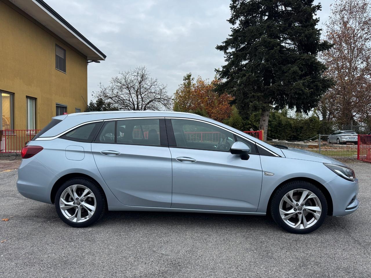 Opel Astra 1.5 Turbo Diesel 130 CV AT8 Edition