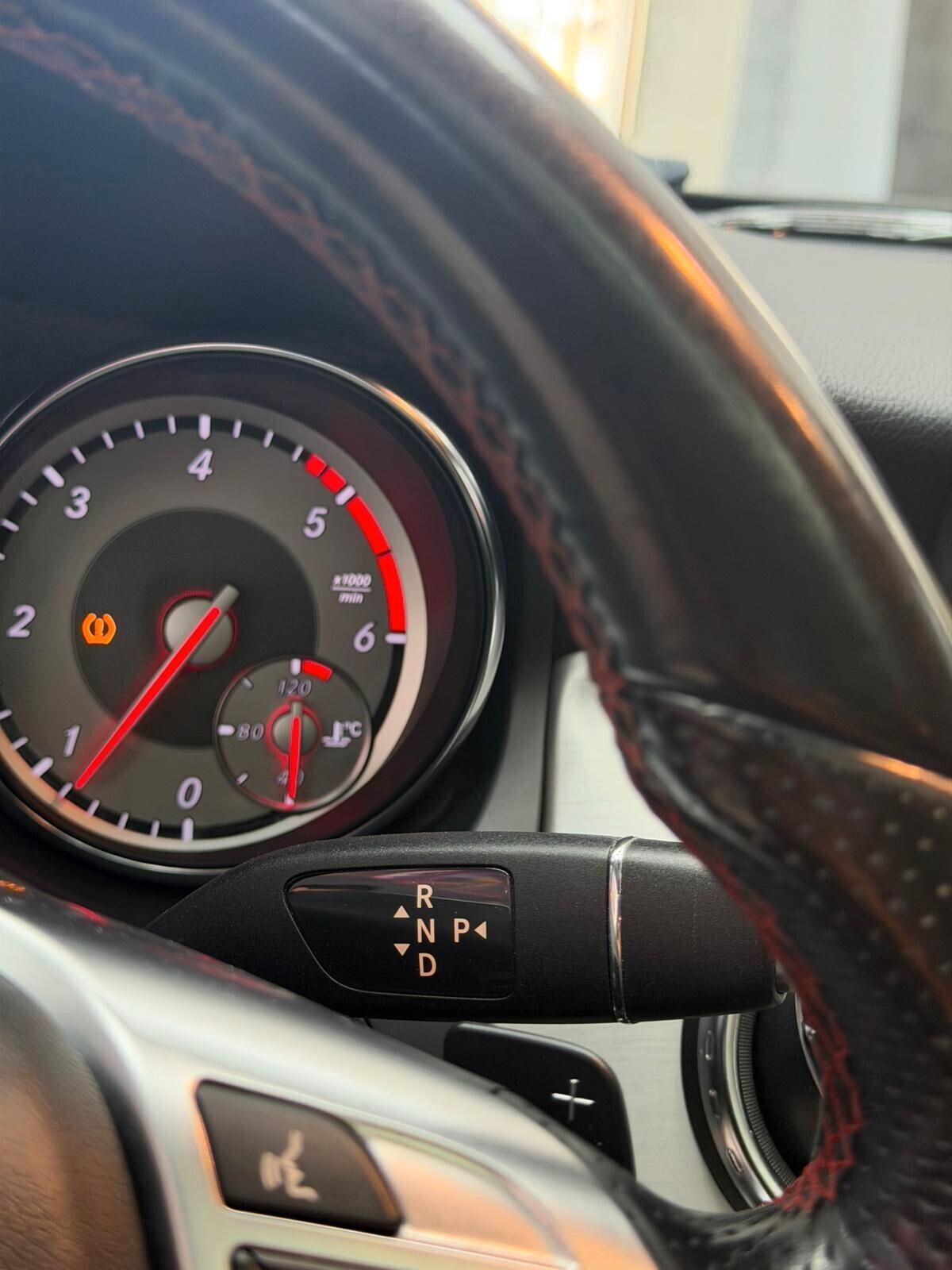 Mercedes-benz GLA 220 CDI Automatic Premium