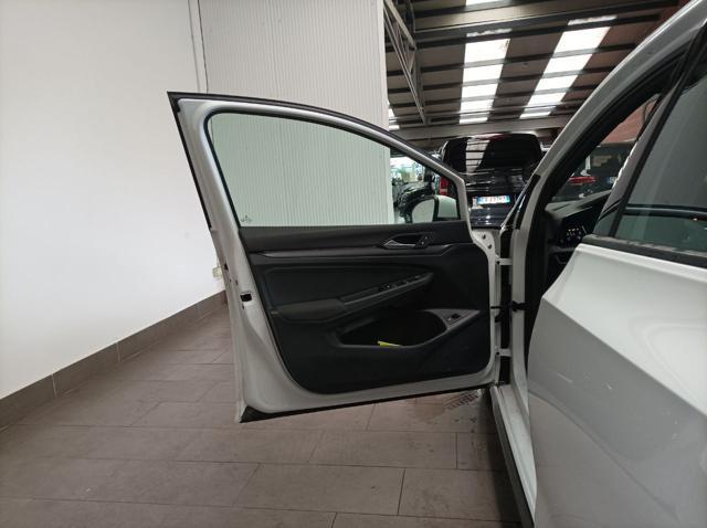 VOLKSWAGEN Golf 1.4 TSI eHYBRID 204 CV DSG