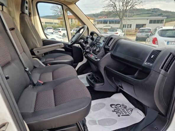 Peugeot Boxer 330 2.2 BlueHDi 120 S&S PC-TN Furgone