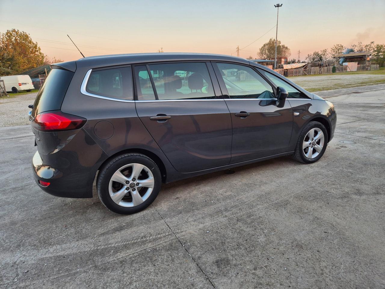 Opel Zafira Tourer 2.0 CDTi 130CV