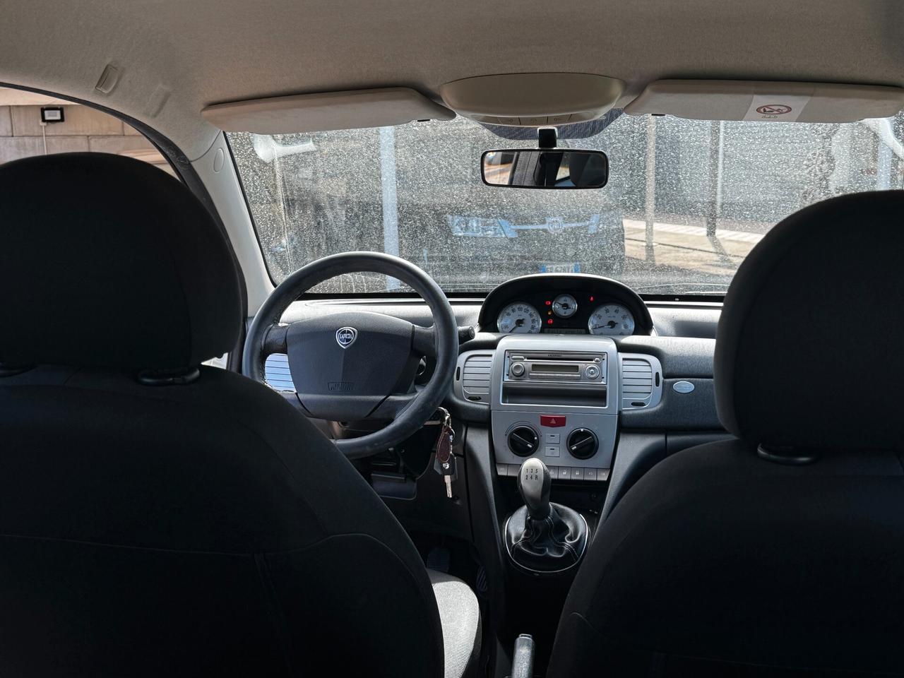 Lancia Ypsilon 1.3 MJT 75 CV - 2011