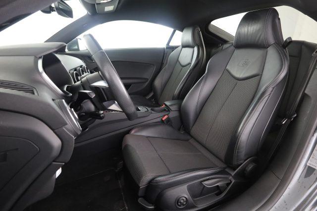 AUDI TT TT Coupé 40 TFSI S tronic