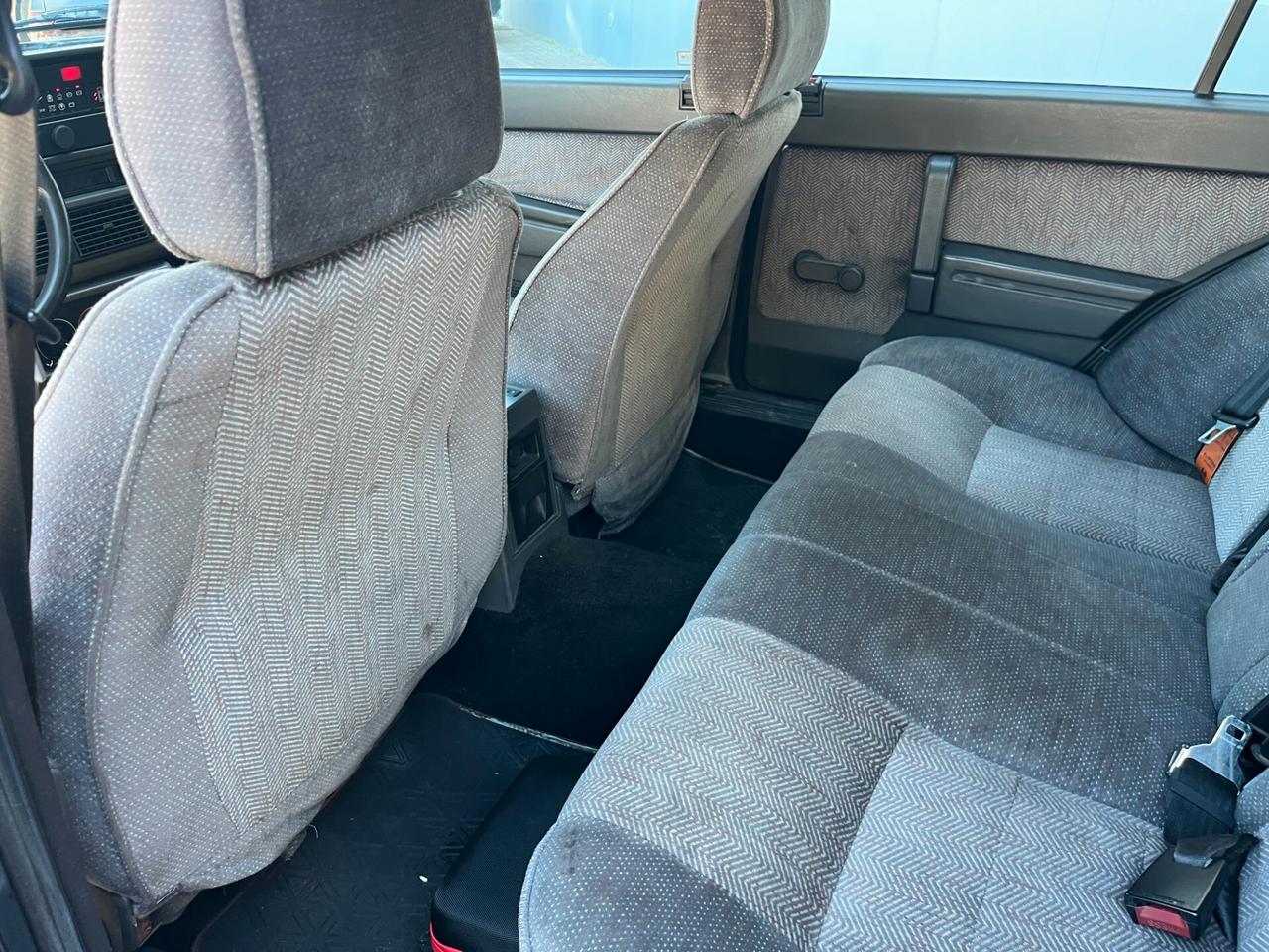 Alfa Romeo 75 2.0i Twin Spark