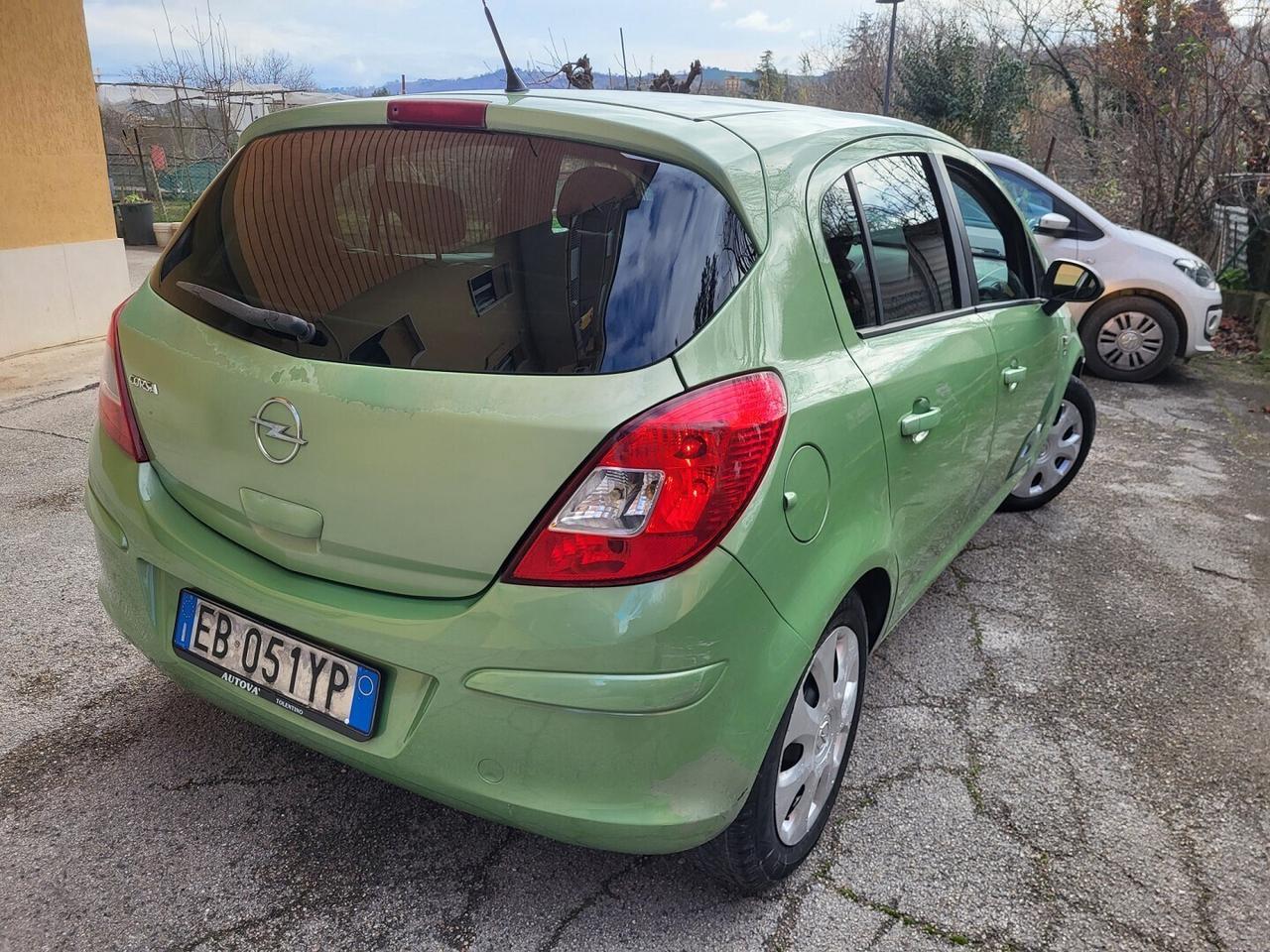 Opel Corsa 1.2 80CV 5 porte GPL-TECH Club