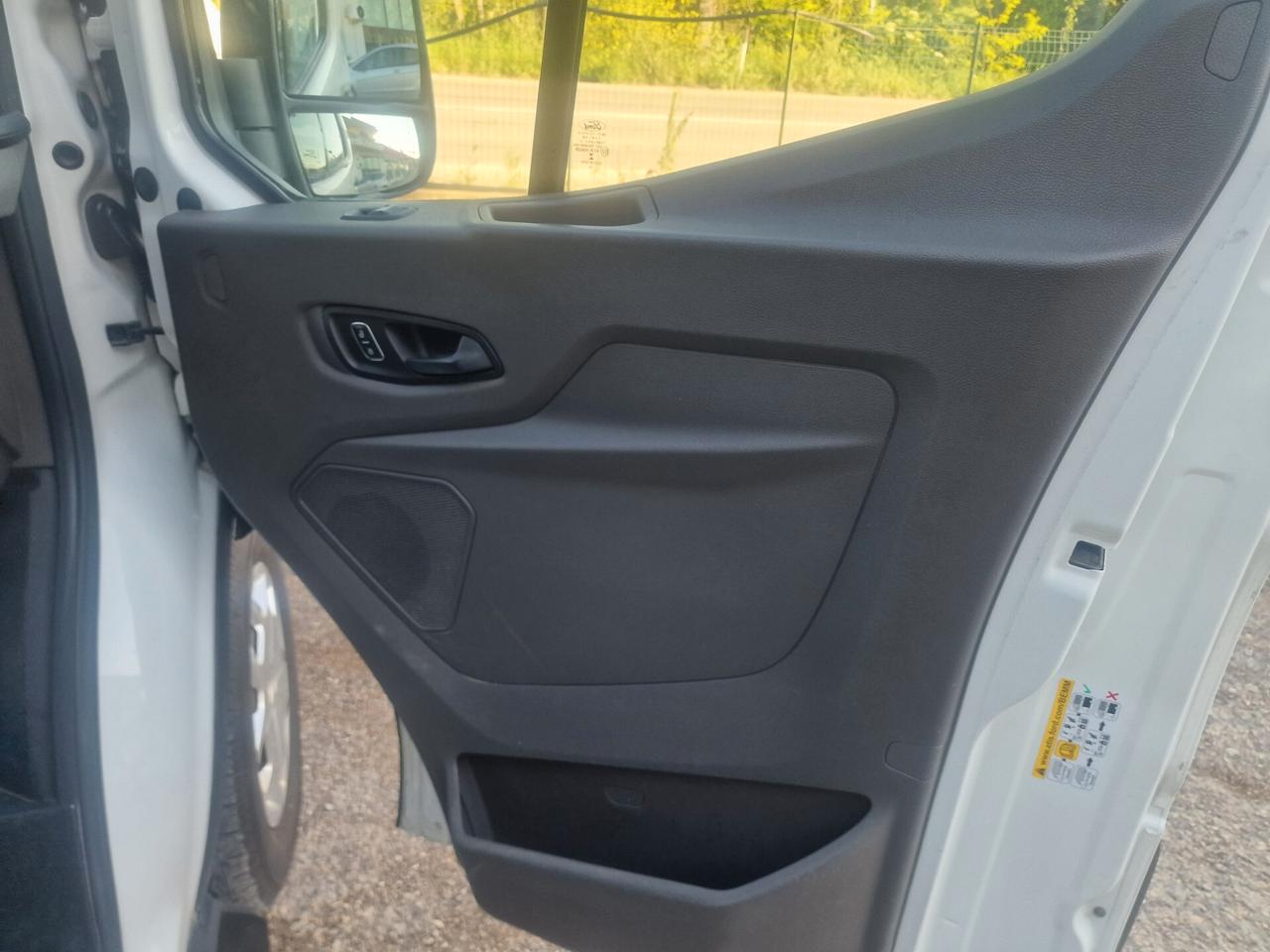Ford Transit 350 L2H2 2.0 EcoBlue 170 CV – Motore NUOVO 0 KM