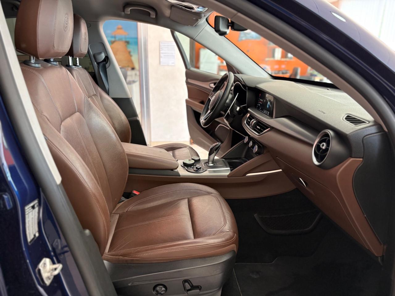 Alfa Romeo Stelvio 2.2 Turbodiesel 210 CV AT8 Q4 Executive permute e finanziamenti