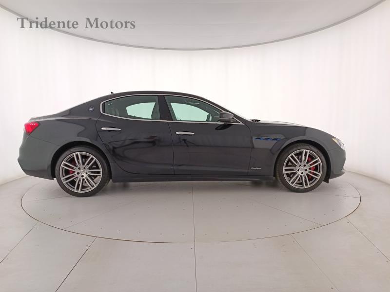 Maserati Ghibli 2.0 Hybrid MHEV Gransport RWD Auto