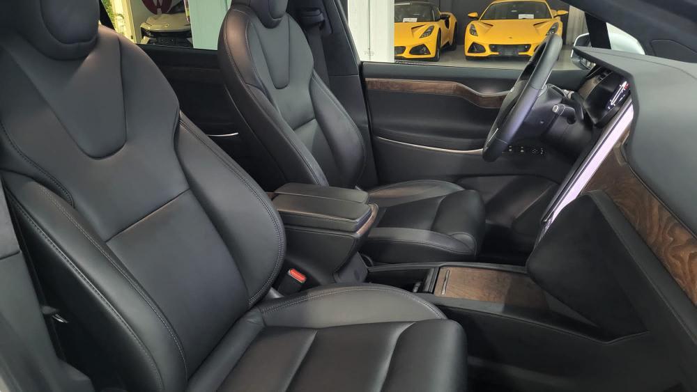Tesla Model X Long Range Plus awd