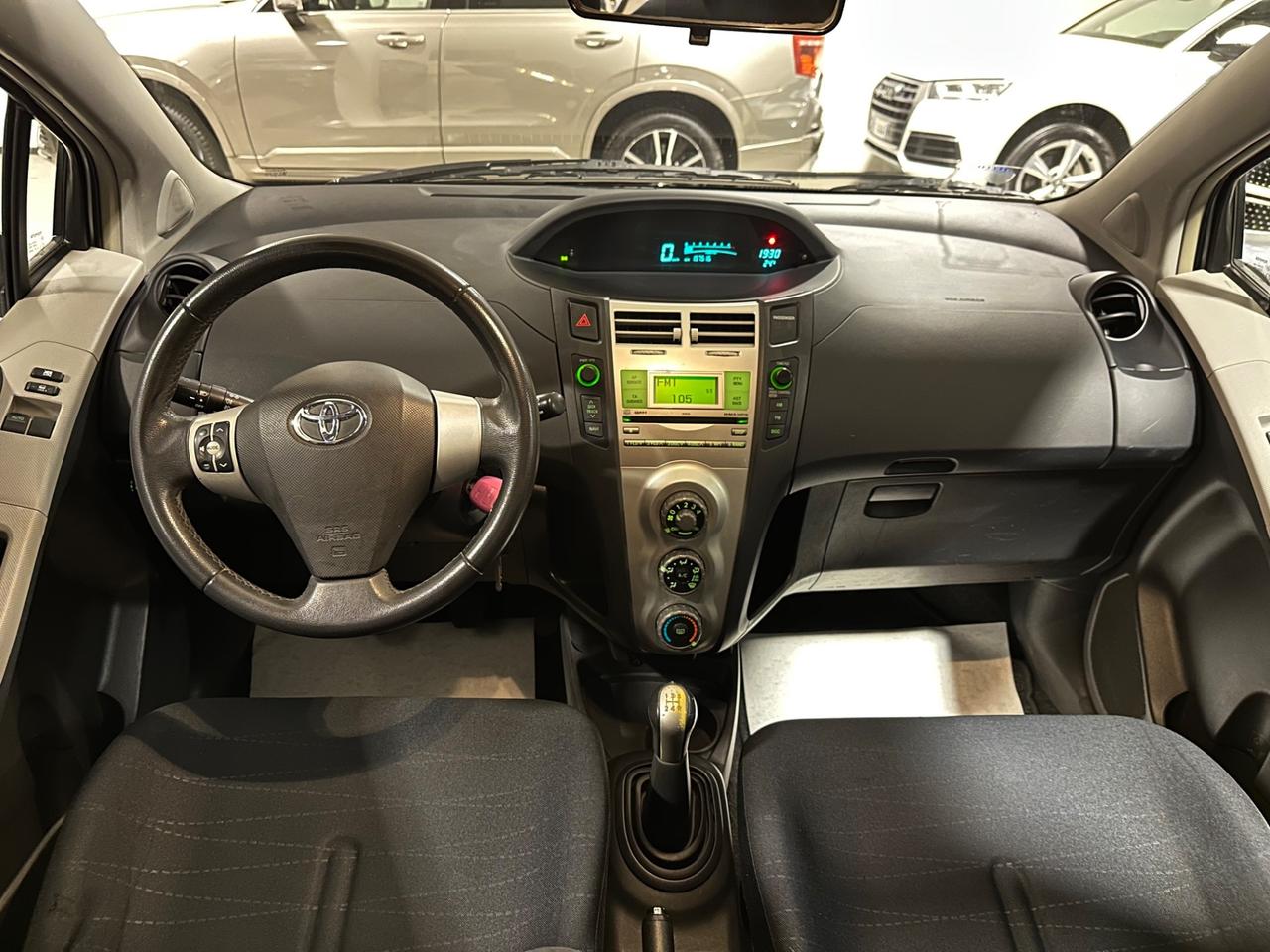 Toyota Yaris 1.3 5 porte Sol