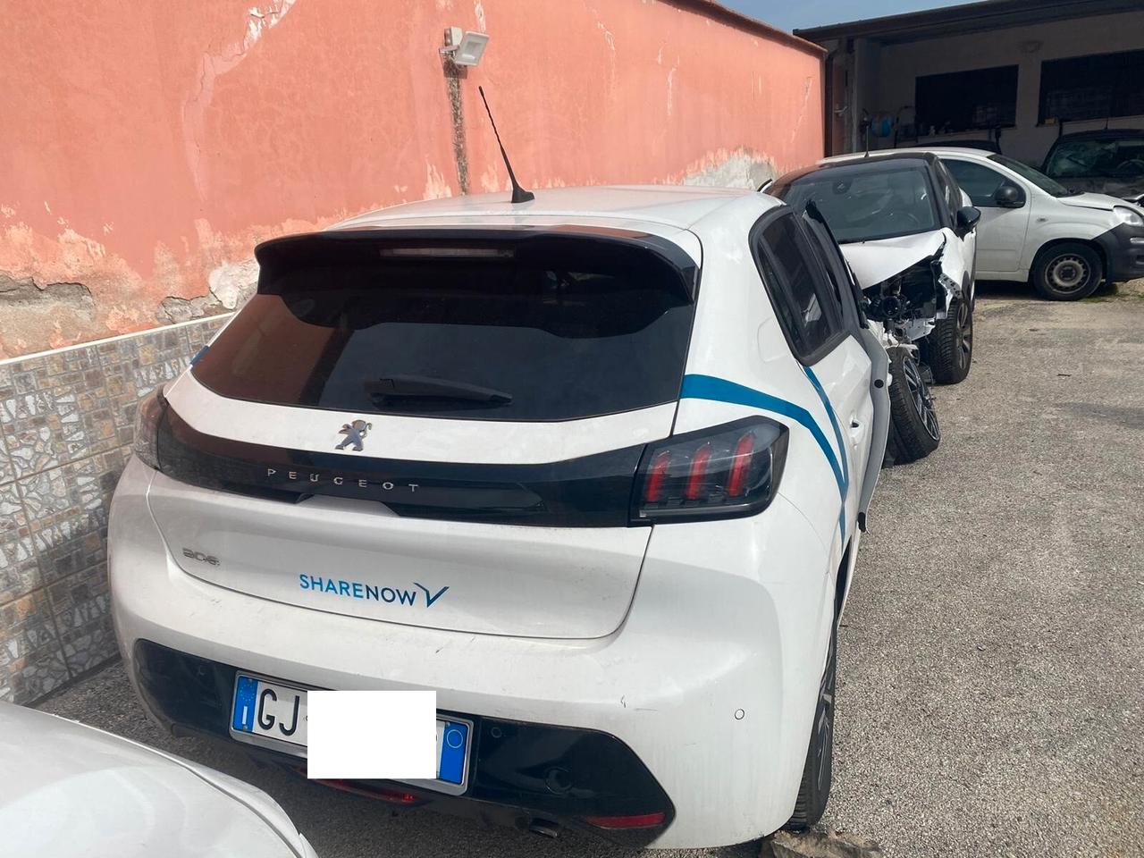 Peugeot 208 PureTech 100 Stop&Start EAT8 5 porte Allure