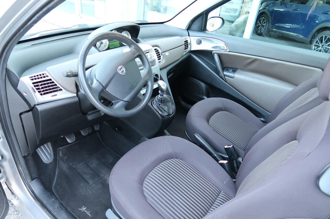 Lancia Ypsilon 1.2 Oro