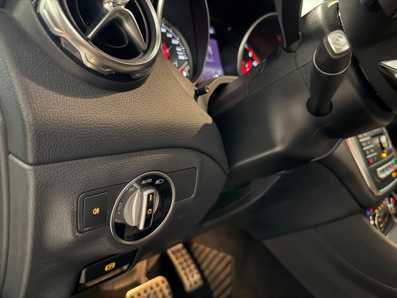 Mercedes-benz GLA 220 d Premium Amg