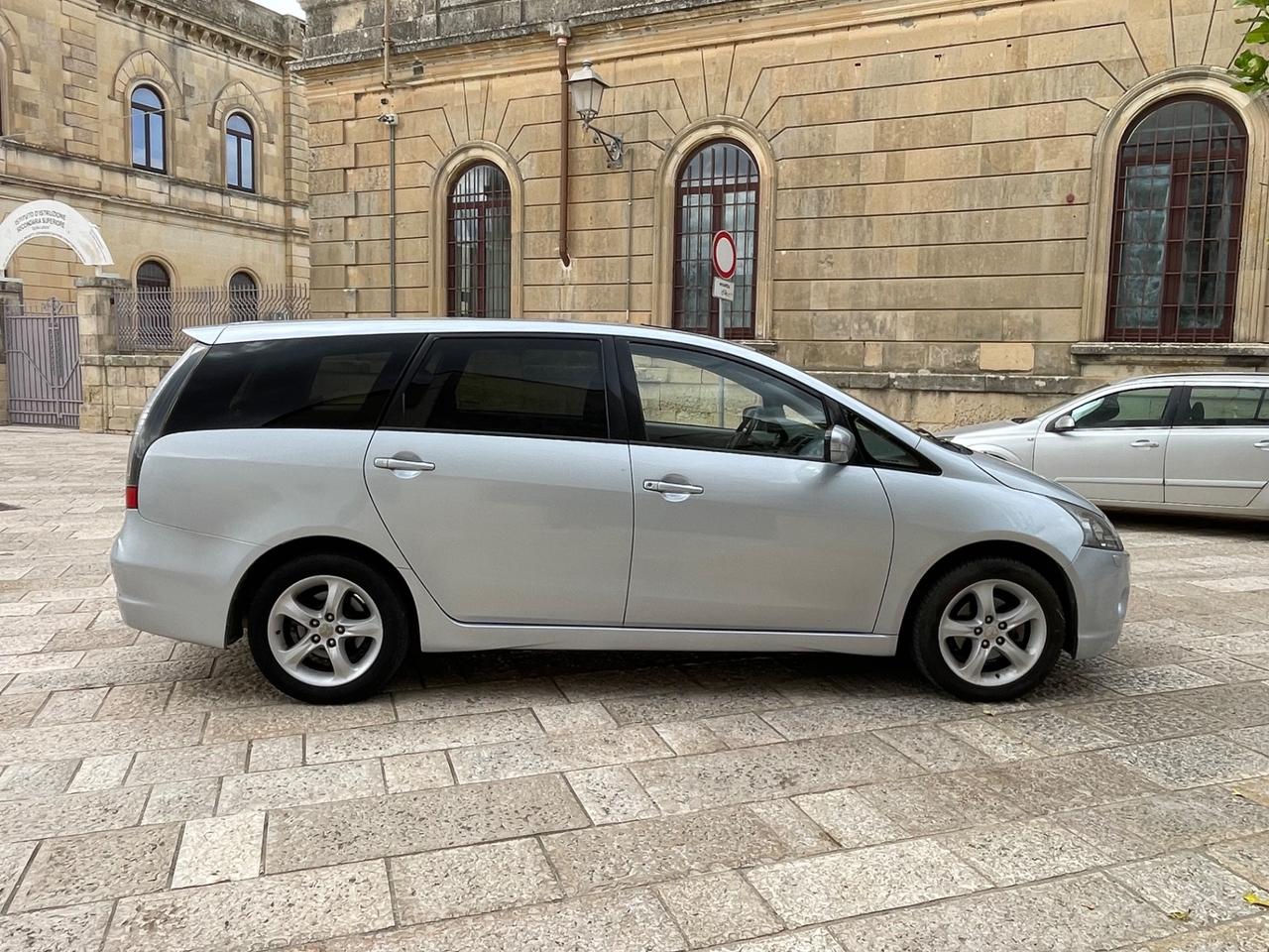 Mitsubishi Grandis 2.0 TDI 7 Posti