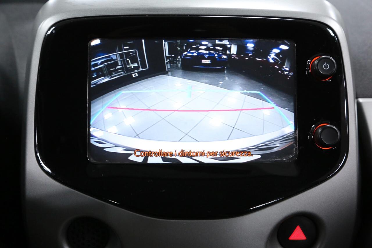 Toyota Aygo 1.0 VVT-i 69 cv x-play