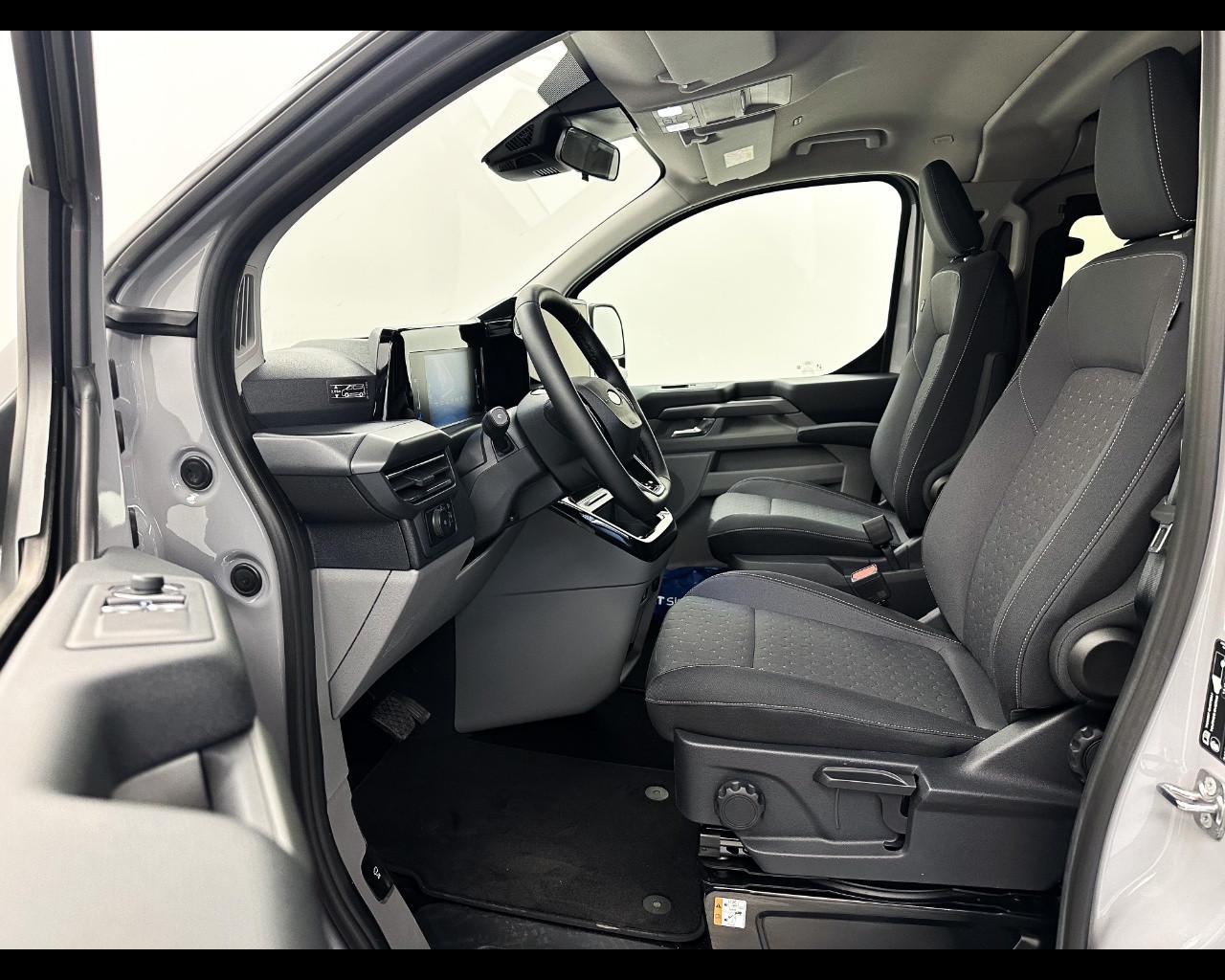 FORD Transit Nugget 320 2.0 Ecoblue 170cv aut. PC