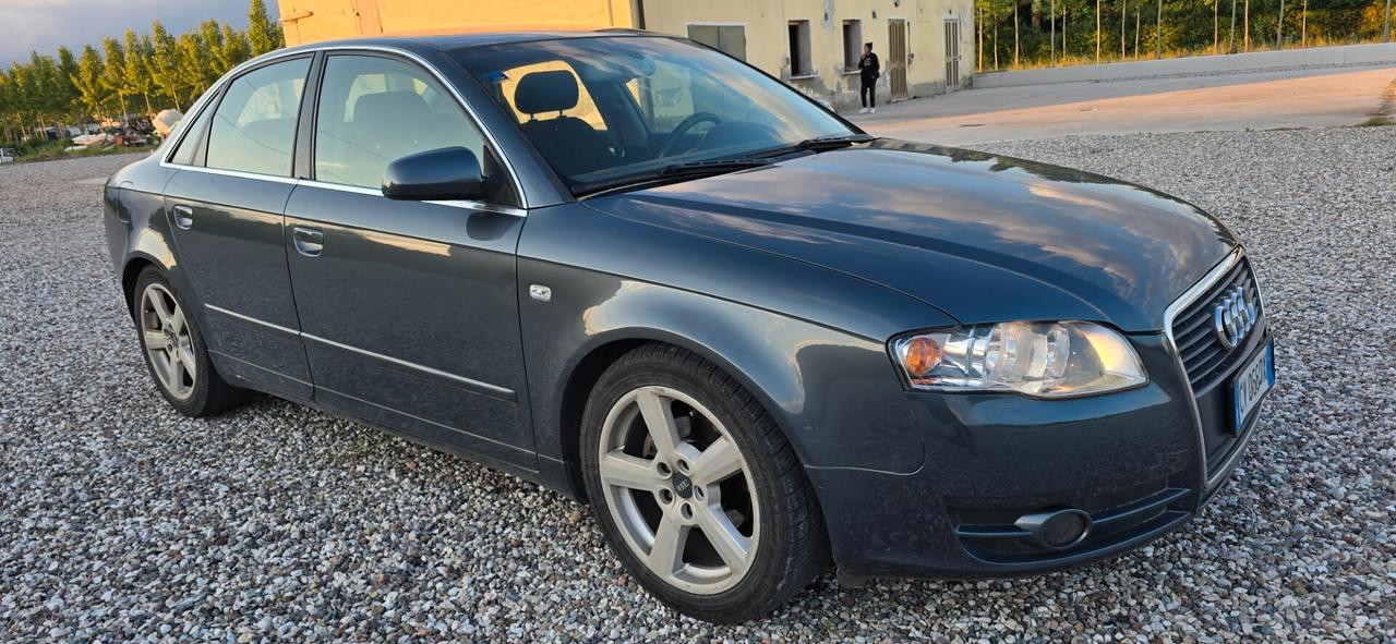 Audi A4 2.0 16V TDI Sport. Berlina unico propitario