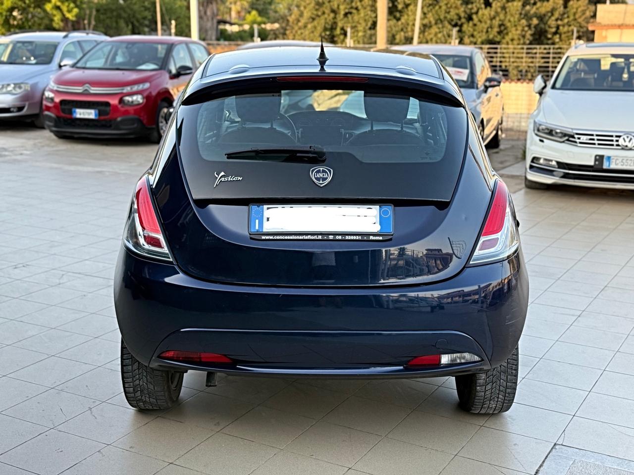 Lancia Ypsilon 1.2 69 CV 5 porte Platinum Garanzia 12 Mesi