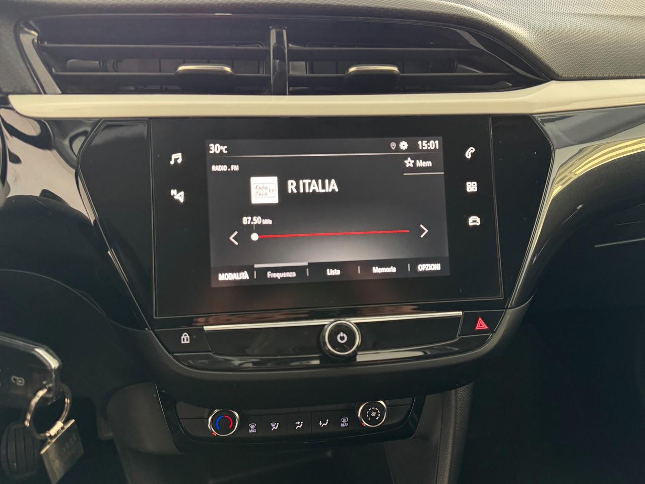 Opel Corsa 1.2 Blitz Edition