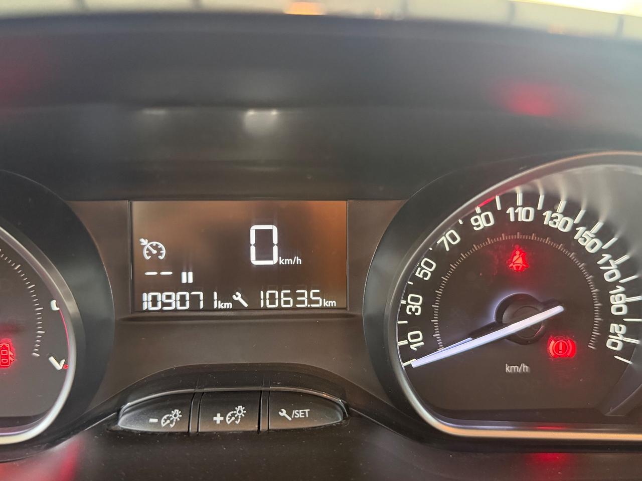 Peugeot 2008 GPL 82CV EURO 6 Neopatentati 2020