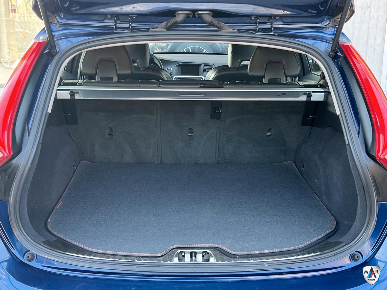 Volvo V60 D4 AWD Geartronic Ocean Race 4X4