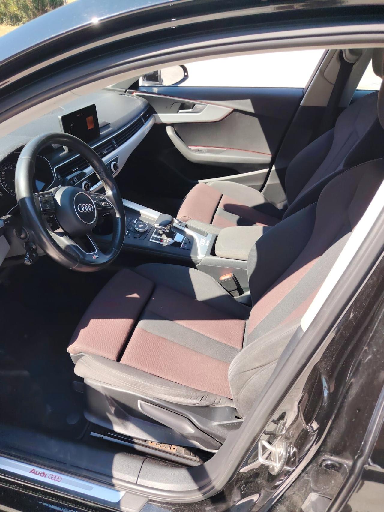 Audi A4 2.0 TDI 150 CV ultra Sport-Led-Clima tre zone-Automatica-Berlina-Consegna a domicilio-