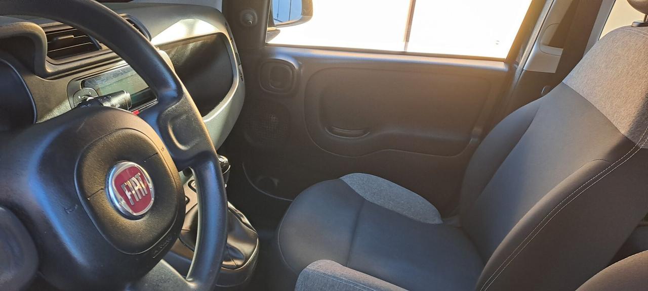 Fiat Panda 1.2 EasyPower 69 cv GPL DELLA CASA - SCADENZA BOMBOLE GPL RINNOVABILI 05/2031- AUTO NEOPATENTATI