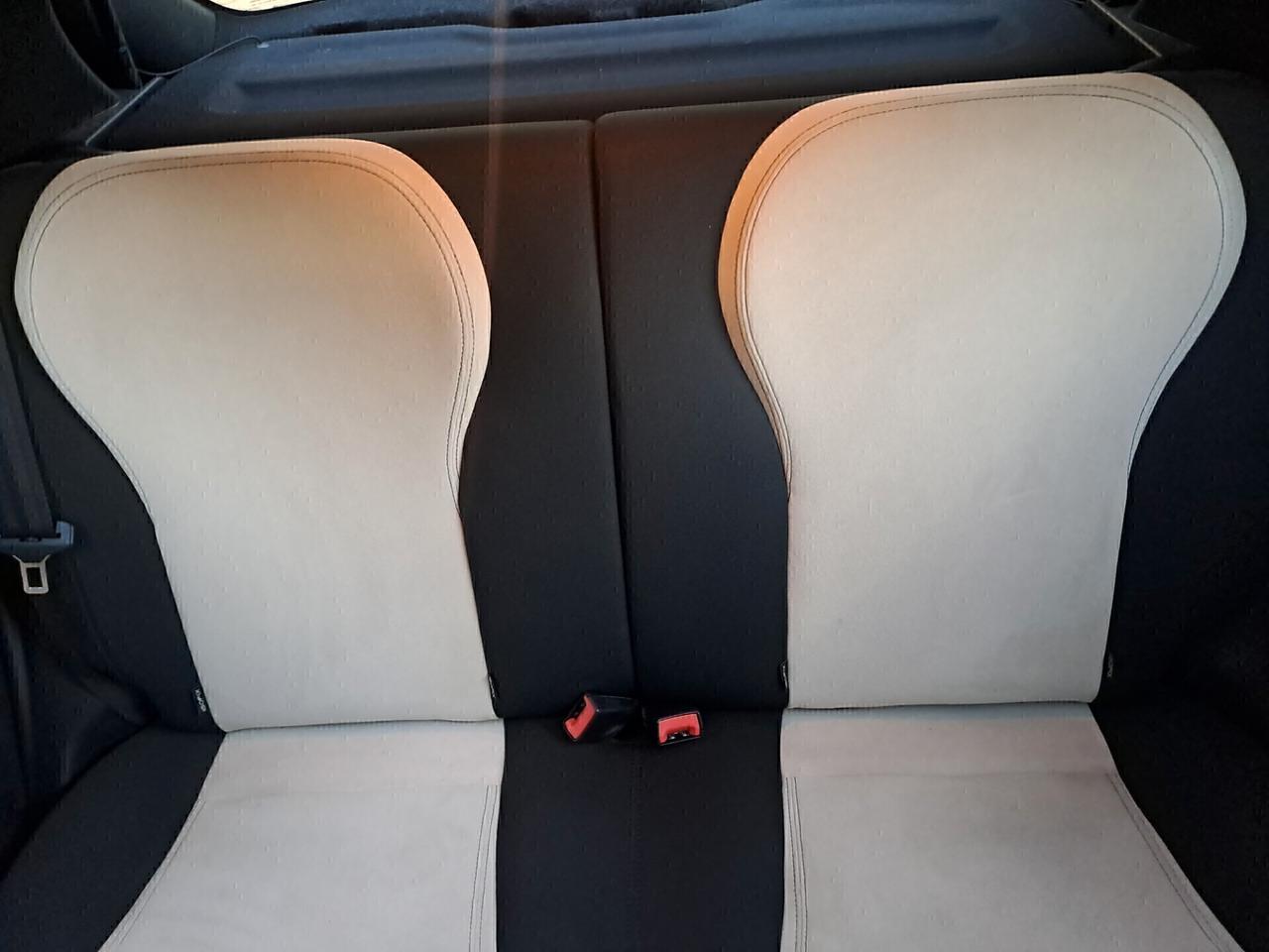 Lancia Ypsilon 0.9 TwinAir 85 CV 5 porte Metano Ecochic Gold