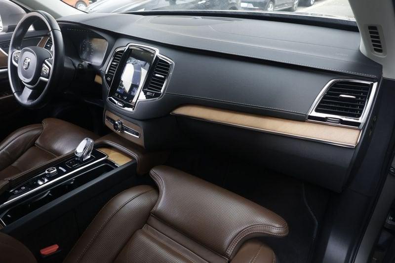 Volvo XC90 Volvo XC90 B5 (d) AWD Geartronic R-design Unicoproprietario