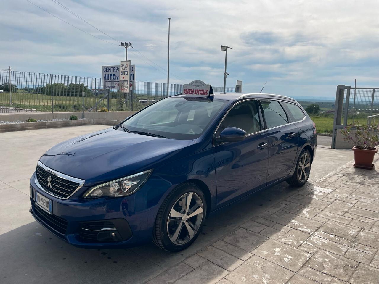 Peugeot 308 BlueHDi 130 S&S EAT8 SW Allure