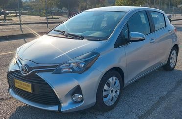 TOYOTA YARIS LOUNGE-1.0 BENZ -UNICO PROPRIETARIO