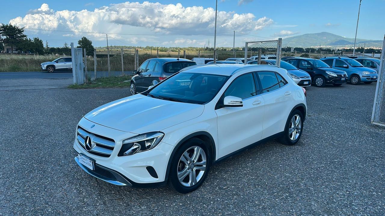 Mercedes-benz GLA 200 d Automatic Premium