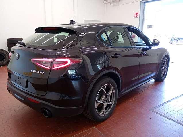Alfa Romeo Stelvio 2.2d 160cv Sprint Navi+Palette al Vol.+Camera
