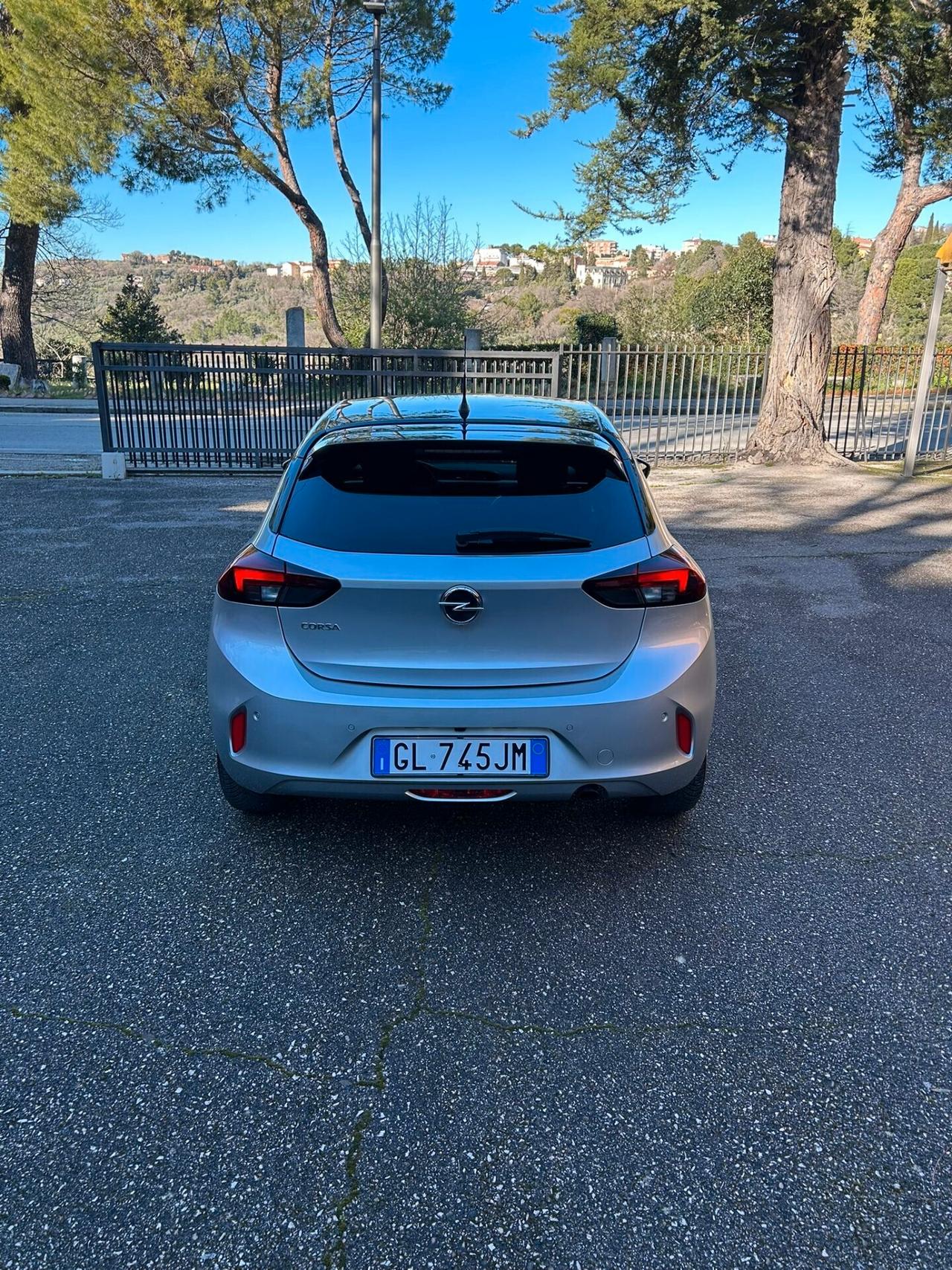 Opel Corsa 1.5 D 100 CV Design & Tech