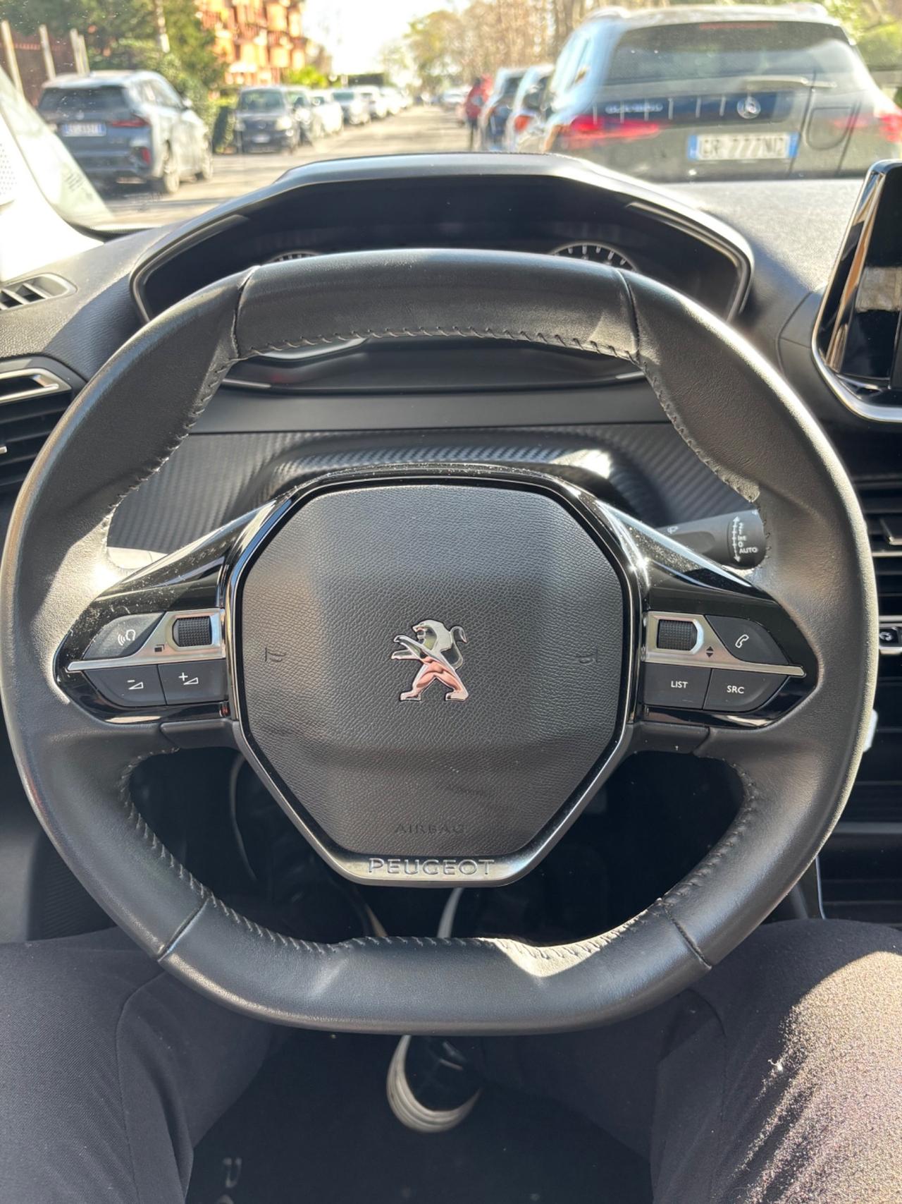 Peugeot 2008 BlueHDi 110 2022