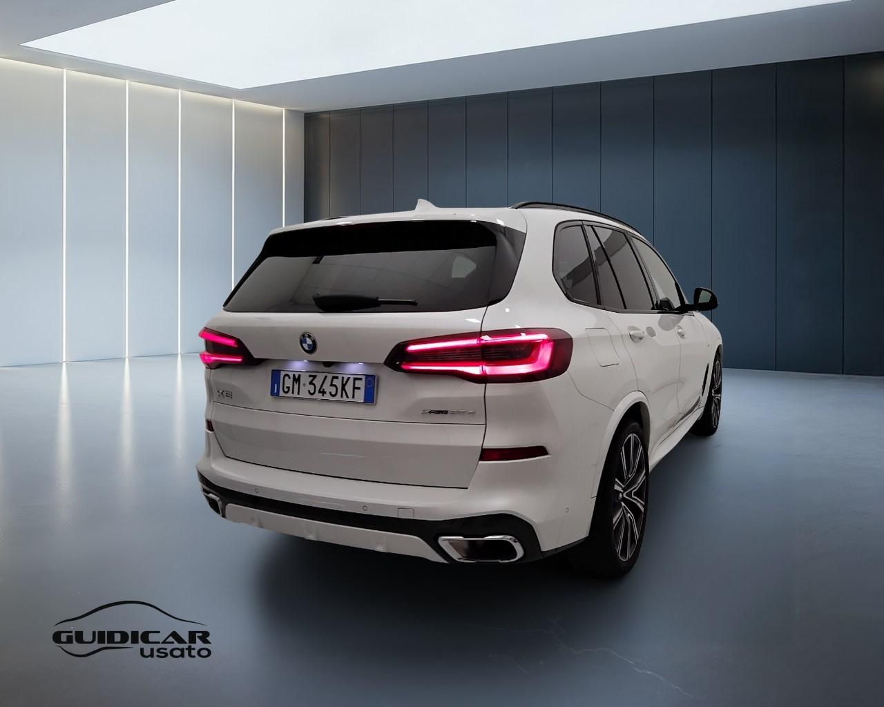 BMW X5 G05 2018 - X5 xdrive30d mhev 48V Msport auto