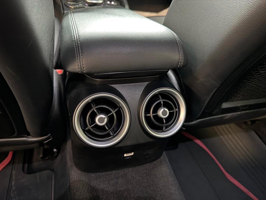 Alfa Romeo Giulia 2.2 T Diesel At8 180cv Super Navi Paddle Full