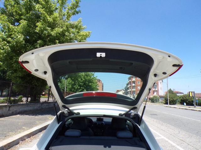 AUDI A1 1.4 TFSI S tronic Ambition