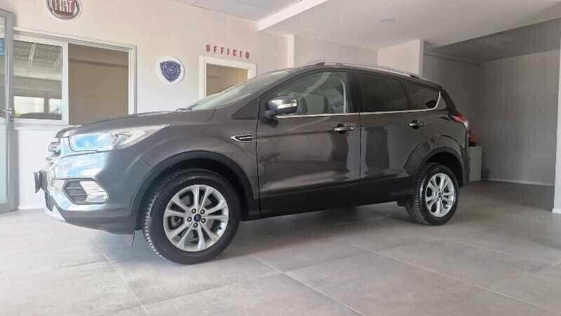 Ford Kuga 1.5 TDCI 120 CV S&S 2WD Titanium