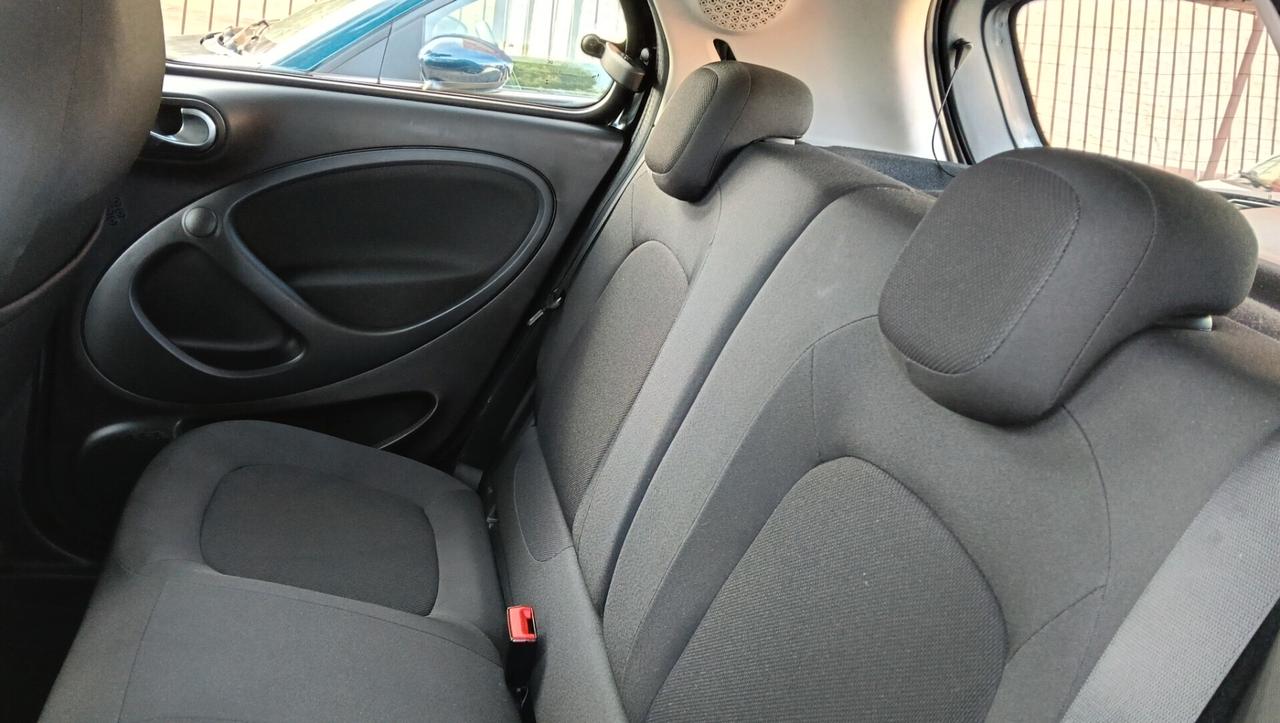 SMART FORFOUR 0.9 BENZ-TETTO-NAVI