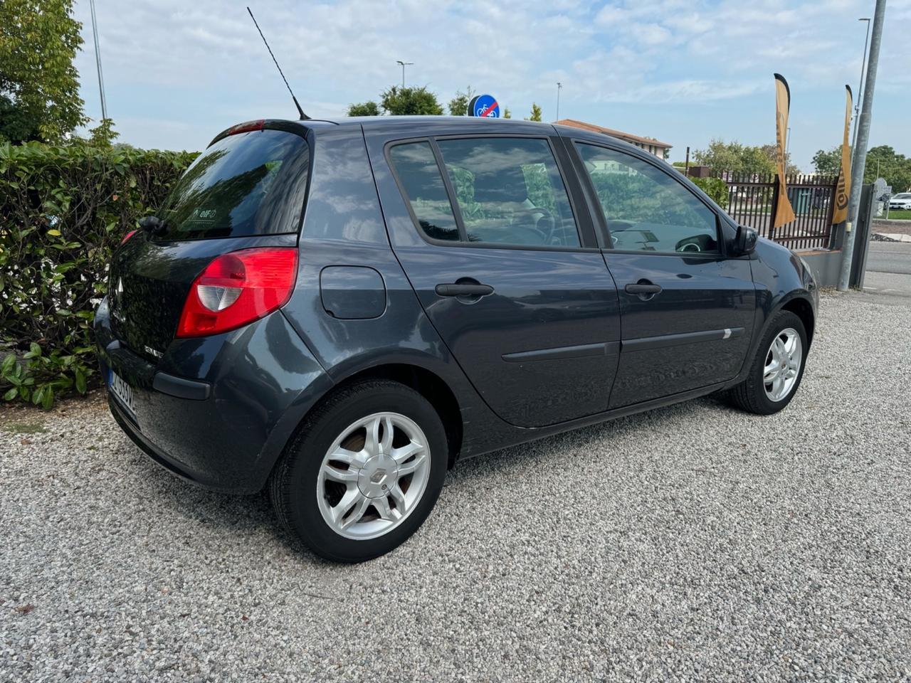 Renault Clio 1.2 5 porte Dynamique - NEOPATENTATI