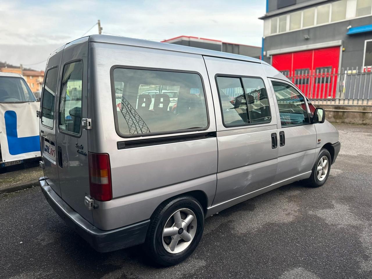 Fiat Scudo 1.9 diesel Combi 9 POSTI