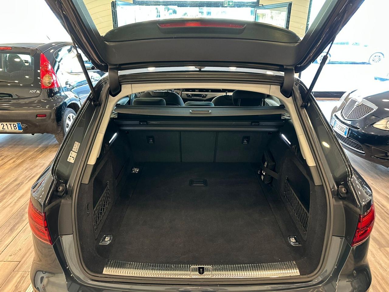 Audi A4 Avant 40 g-tron S tronic