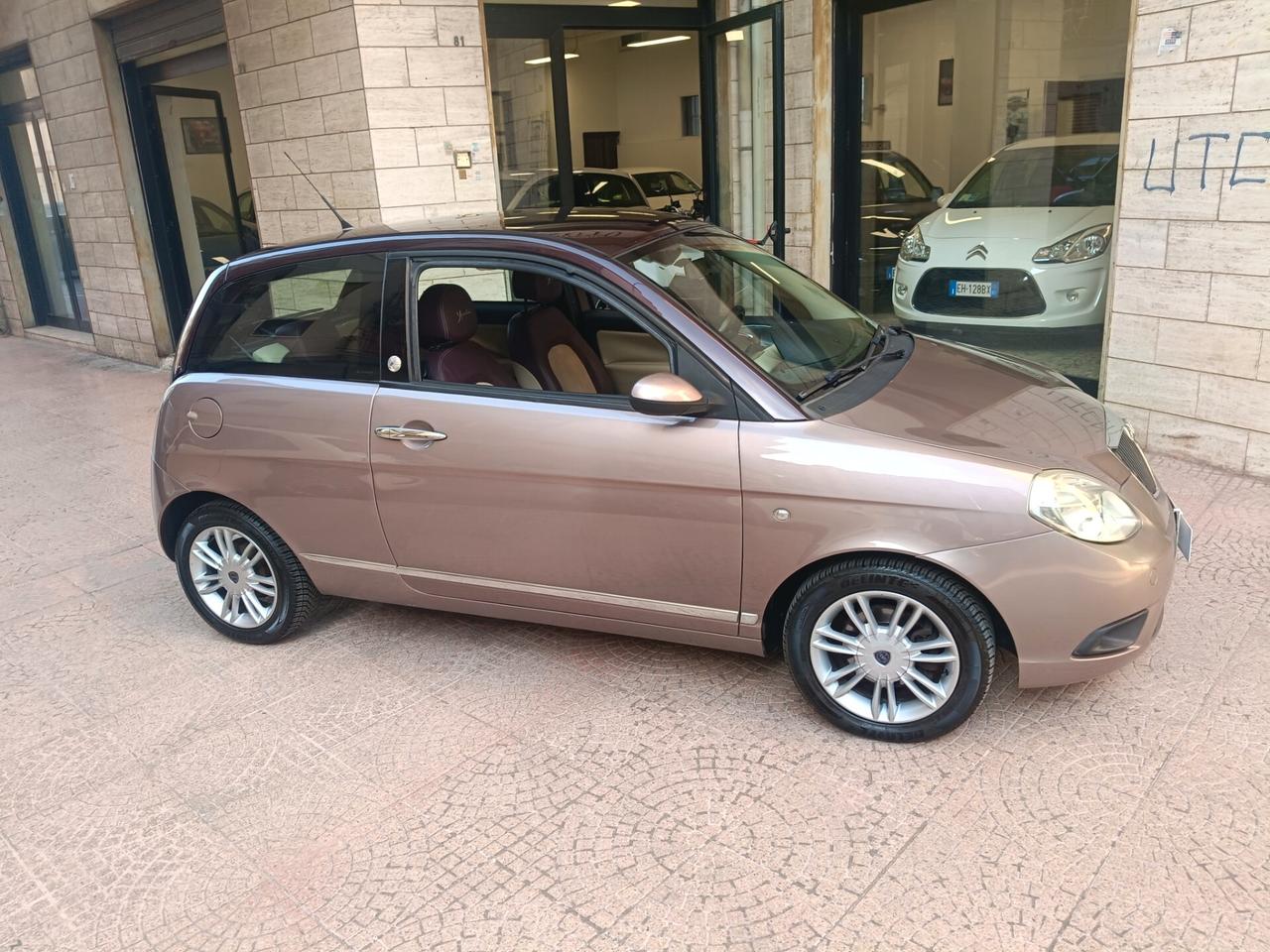 LANCIA YPSILON 1.4 GPL PLATINO-NEOPATENTATI-Euro4190