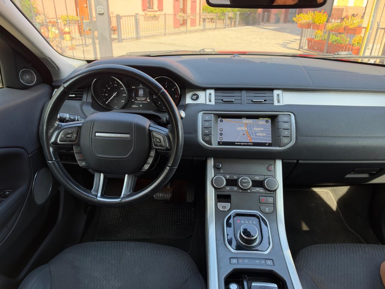 Land Rover Range Evoque 2.0 TD4 180 CV 5p. Pure