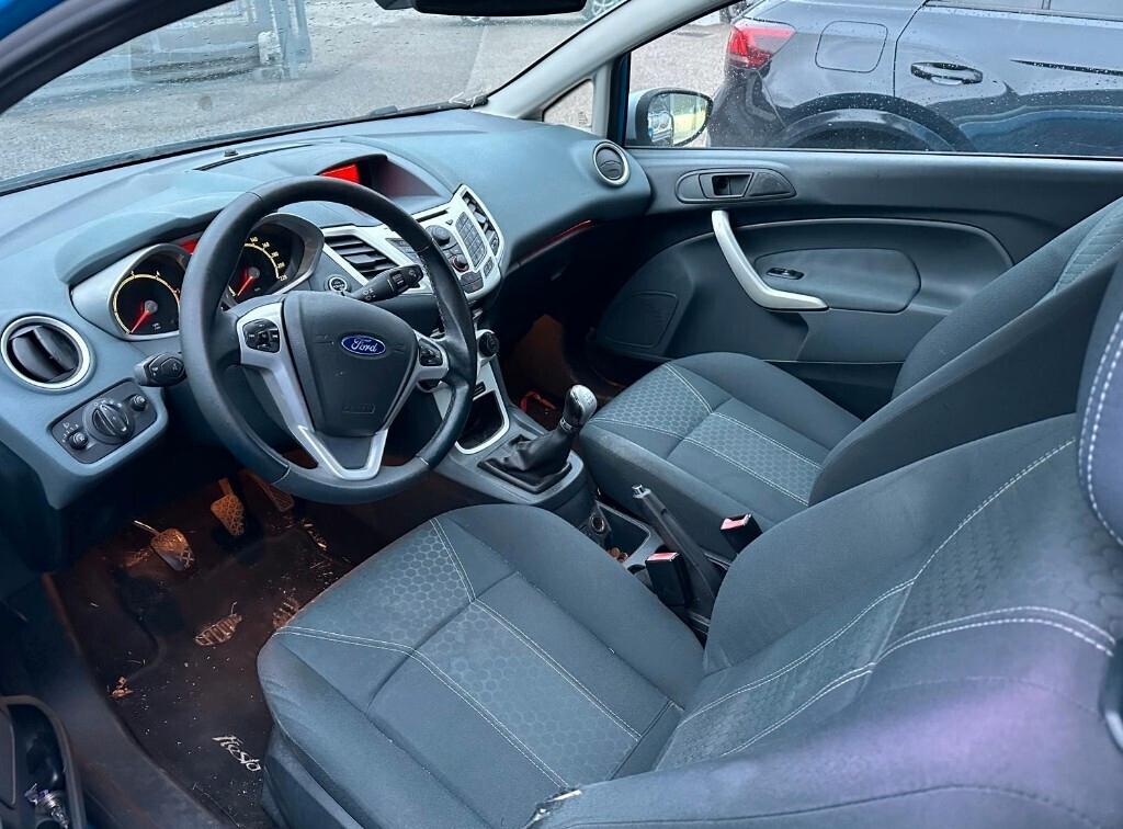 Ford Fiesta 1.6 TDCi 90CV Titanium