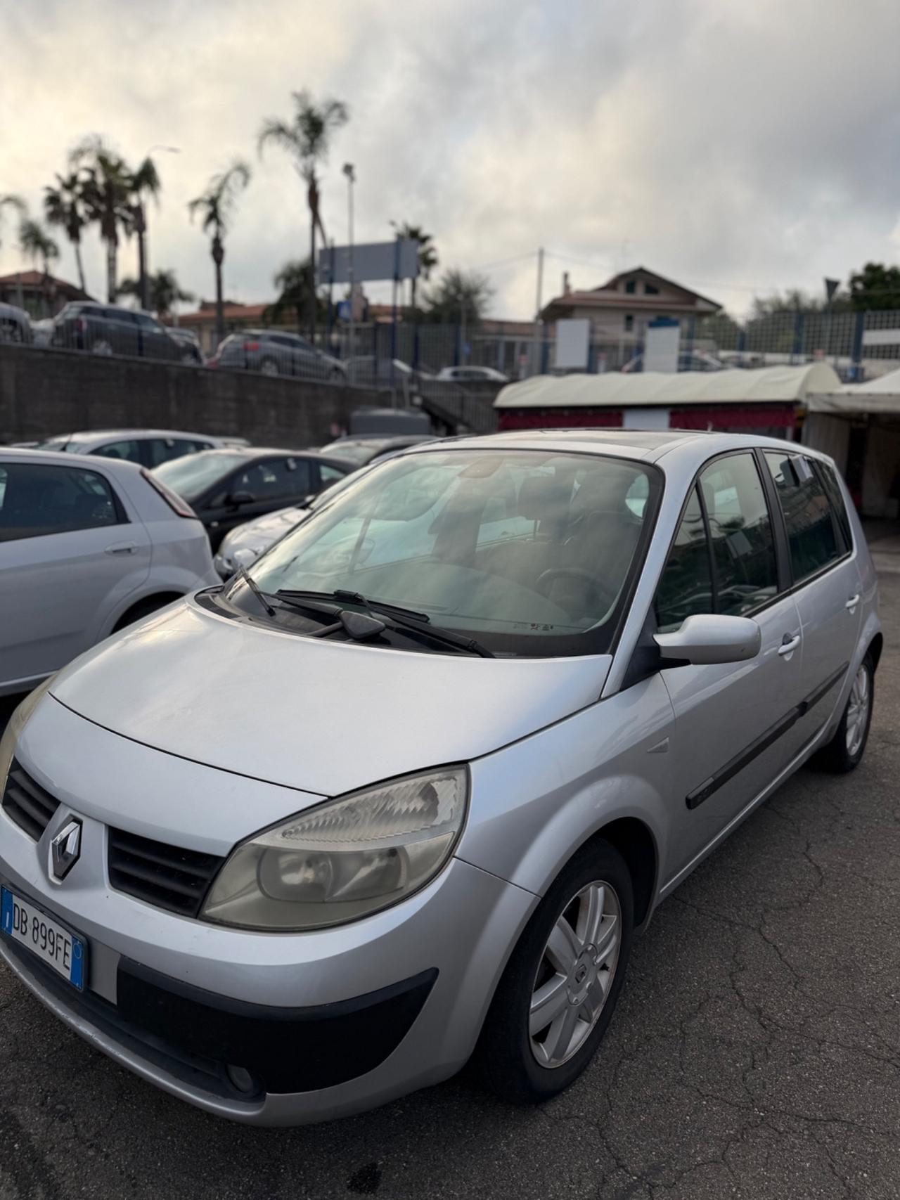 Renault Scenic Scénic 1.5 dCi/85CV Pack