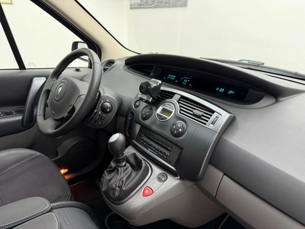 Renault Scénic 1.9 dCi/130CV EXCEPTION