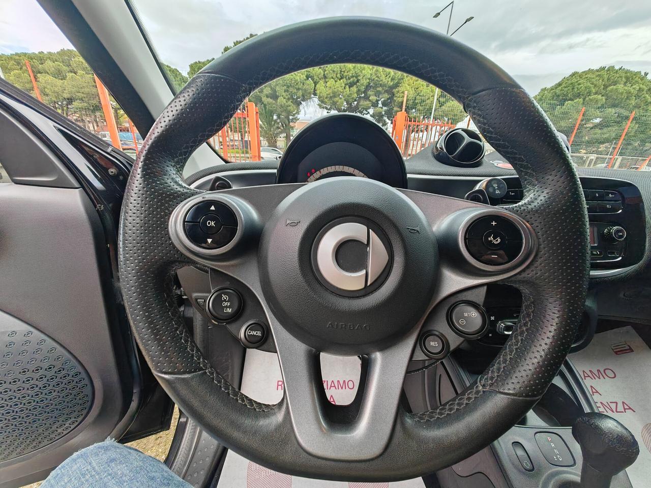 Smart Forfour 1,0 benzina 04/2017 Cv70 AUTOMATICA